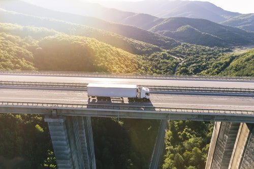 sécurité et processus d'un camion de déménagement